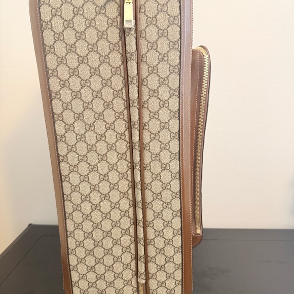 GUCCI GG SUPREME TROLLEY  (CABIN PLUS SIZE) - Picture 3 of 6